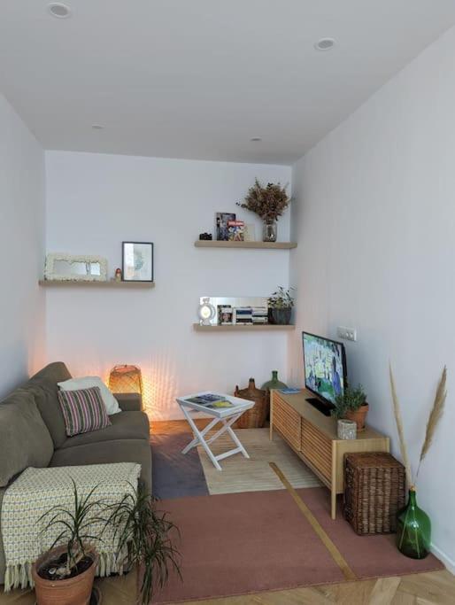 T2 Cosy Avec Terrasse Et Parking Lägenhet Marseille Exteriör bild